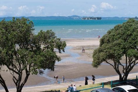 Photo of property in 2/61 Ridge Road, Howick, Auckland, 2014