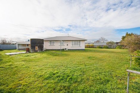 Photo of property in 33 Holland Crescent, Bulls, 4818