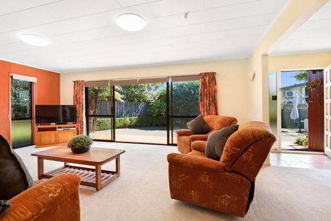 Photo of property in 10 Iles Road, Lynmore, Rotorua, 3010