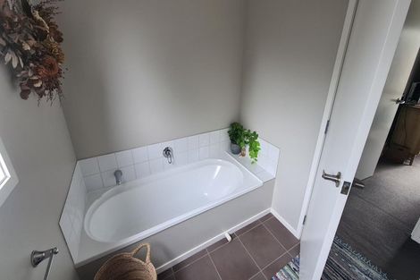 Photo of property in 26a Bale Place, Havelock North, 4130