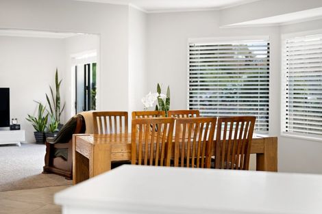 Photo of property in 25 Dallinger Street, St Andrews, Hamilton, 3200