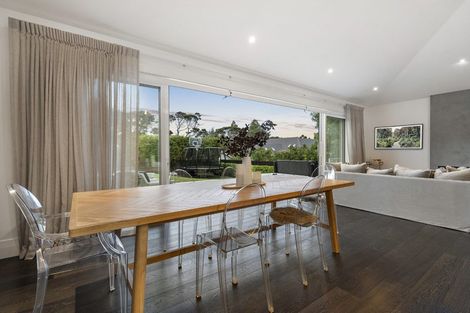 Photo of property in 10 Le Roy Terrace, Birkenhead, Auckland, 0626