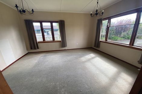 Photo of property in 3 Edward Street, Dannevirke, 4930