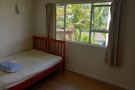 Photo of property in 10 Aralia Road, Sunnynook, Auckland, 0620