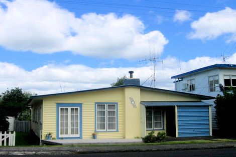Photo of property in 25 Brighton Road, Waihi Beach, 3611