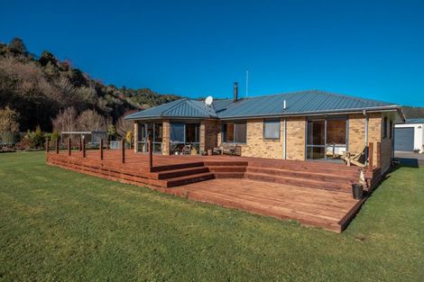 Photo of property in 6 Deemac Street, Reefton, 7830