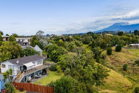 Photo of property in 17a Saint Ives Grove, Whalers Gate, New Plymouth, 4310