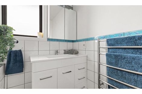 Photo of property in 18 Digby Place, Bromley, Christchurch, 8062