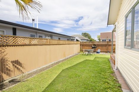 Photo of property in 8a Barton Avenue, Marewa, Napier, 4110