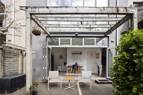 Photo of property in 6/59 Mortimer Terrace, Brooklyn, Wellington, 6021