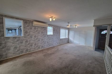 Photo of property in 11 Matipo Road, Te Atatu Peninsula, Auckland, 0610