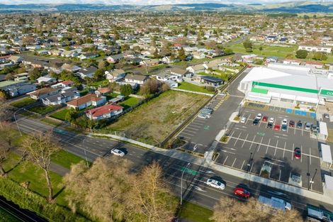 Photo of property in 530 Pioneer Highway, Highbury, Palmerston North, 4412