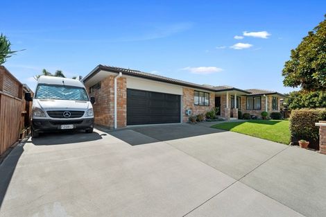 Photo of property in 6 Golden Courie Close, Papamoa Beach, Papamoa, 3118