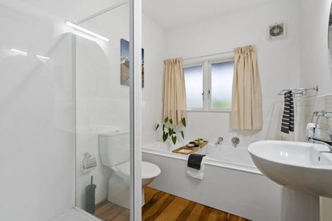 Photo of property in 51 Handyside Street, Tawa, Wellington, 5028