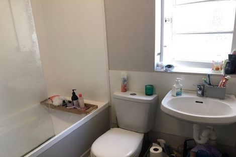 Photo of property in San Marino Apartments, 6/4 Oak Park Avenue, Te Aro, Wellington, 6011