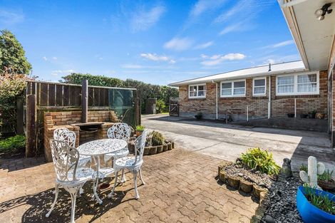 Photo of property in 198 Tasman Street, Opunake, 4616