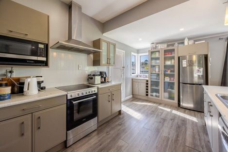 Photo of property in 3 Great North Road, Waipawa, 4210