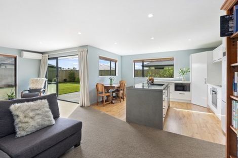 Photo of property in 16 Shale Court, Rolleston, 7614