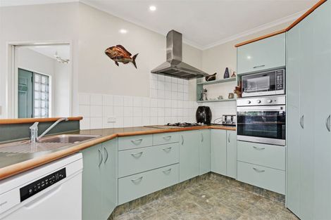 Photo of property in 18 Orpington Place, Stoke, Nelson, 7011