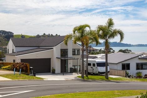 Photo of property in 3 Schooner Avenue, Snells Beach, 0920