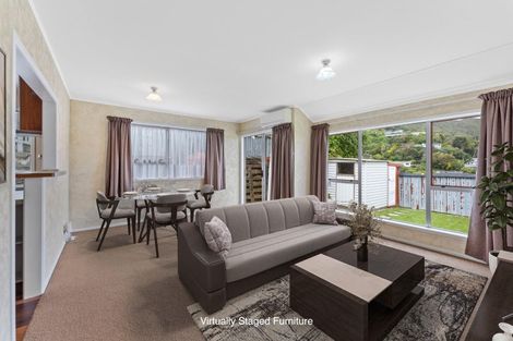 Photo of property in 4 Summit Road, Fairfield, Lower Hutt, 5011