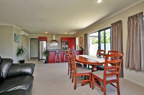 Photo of property in 14a Arbuckle Road, Frimley, Hastings, 4120