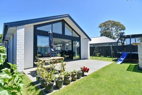 Photo of property in 170 Rangiora Woodend Road, Woodend, 7610