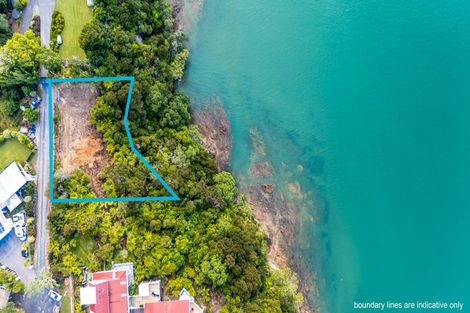 Photo of property in 100 Doves Bay Road, Kerikeri, 0294