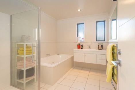 Photo of property in 15 Sunhaven Cove, Cromwell, 9310