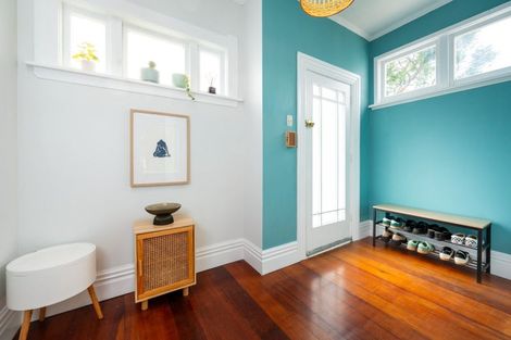 Photo of property in 10 Hall Street, Napier South, Napier, 4110