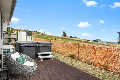 Photo of property in 36 Resolution Drive, Gulf Harbour, Whangaparaoa, 0930