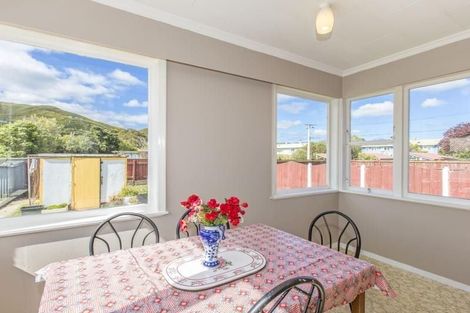 Photo of property in 1088 High Street, Taita, Lower Hutt, 5011