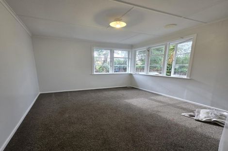 Photo of property in 3 Donovan Avenue, Massey, Auckland, 0614