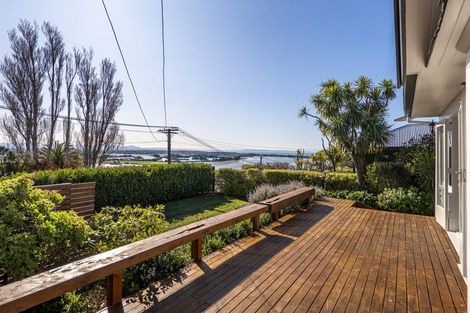 Photo of property in 87 Saint Andrews Hill Road, Mount Pleasant, Christchurch, 8081