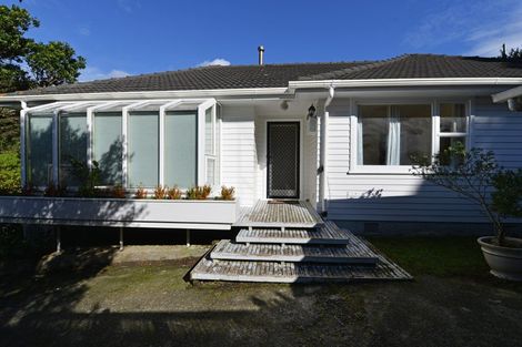 Photo of property in 141 Parkvale Road, Karori, Wellington, 6012