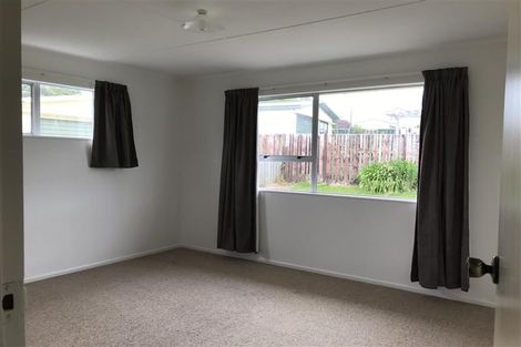 Photo of property in 23 Cleat Street, Whitby, Porirua, 5024