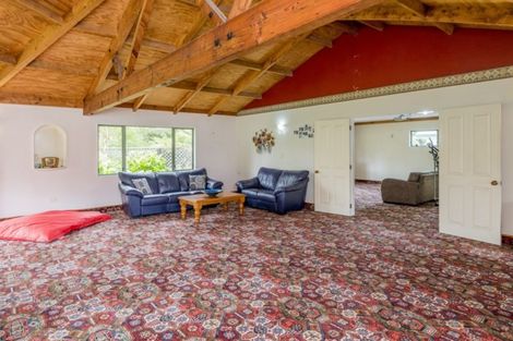 Photo of property in 14 Makahika Road, Levin, 5571