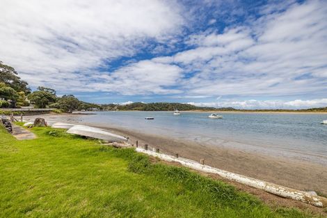 Photo of property in 1 Ewen Street, Ngunguru, Whangarei, 0173