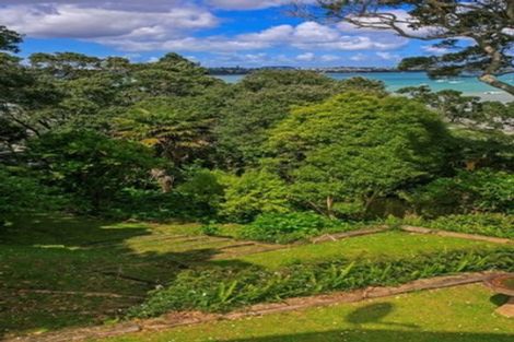 Photo of property in 118 Queen Street, Northcote Point, Auckland, 0627