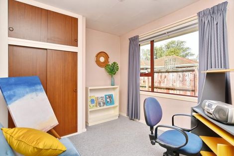 Photo of property in 2/57 Reynolds Avenue, Bishopdale, Christchurch, 8053