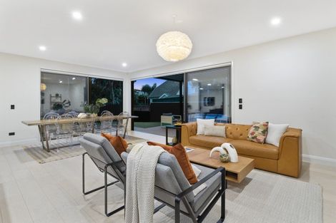 Photo of property in 34a Saltburn Road, Milford, Auckland, 0620