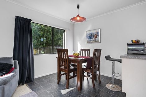 Photo of property in 82 Esmeralda Street, Welcome Bay, Tauranga, 3112