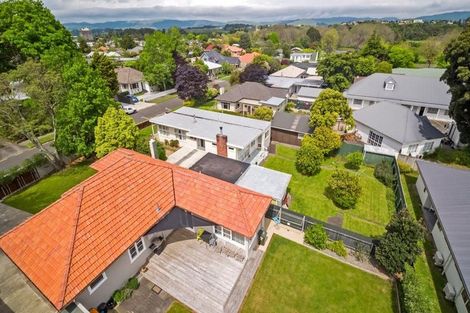 Photo of property in 8 Hughes Avenue, Hokowhitu, Palmerston North, 4410