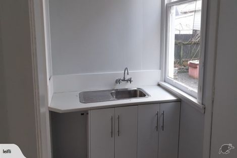 Photo of property in 76 Tinakori Road, Thorndon, Wellington, 6011