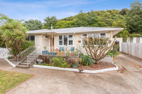 Photo of property in 12 Brazier Grove, Paraparaumu, 5032