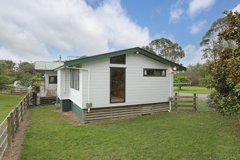 Photo of property in 450 Fitzherbert Road East, Aokautere, Palmerston North, 4471