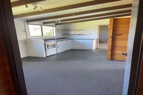 Photo of property in 28 Richardson Street, Woodville, 4920