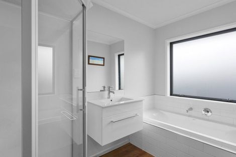 Photo of property in 36 Luxembourg Crescent, Halswell, Christchurch, 8025