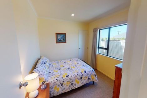 Photo of property in 1 Almond Grove, Feilding, 4702