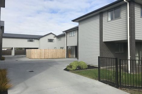 Photo of property in 2/28 Beatty Street, Melville, Hamilton, 3206